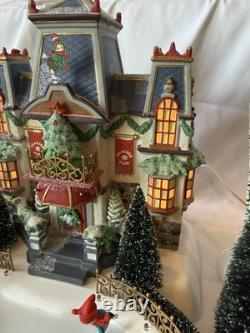 Department 56 North Pole Series Glacier Park Pavilion Animated Lighted Rink