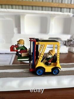 Department 56 North Pole Series LEGO WAREHOUSE FORKLIFT Set of 5 New In Box