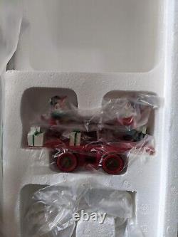 Department 56 North Pole Series Loading The Sleigh #52732