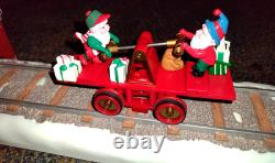 Department 56 North Pole Series Loading the Sleigh Christmas Village Set #52732