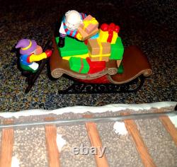 Department 56 North Pole Series Loading the Sleigh Christmas Village Set #52732