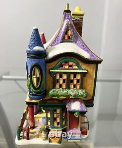 Department 56 North Pole Series Lot of 7 Christmas Village and Accessories