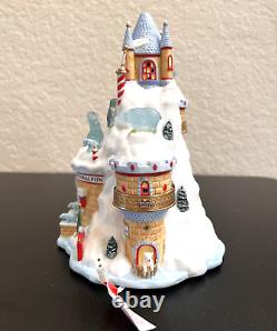 Department 56 North Pole Series Polar Bear Palace 799918 Retired 2008 New