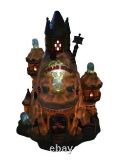 Department 56 North Pole Series Polar Bear Palace No Chips No Cracks Light Works