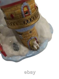 Department 56 North Pole Series Polar Bear Palace No Chips No Cracks Light Works