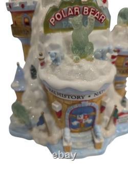 Department 56 North Pole Series Polar Bear Palace No Chips No Cracks Light Works