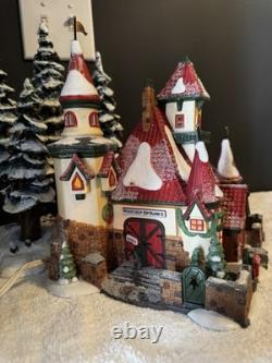 Department 56 North Pole Series Route 1, North Pole Home Of Mr. And Mrs. Claus