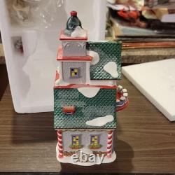 Department 56 North Pole Series Rudolph Silver & Gold Tree Toppers House 2014