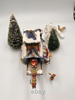 Department 56 North Pole Series Santa's Sleigh Launch #56734 Christmas