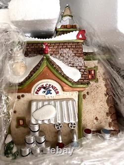 Department 56 North Pole Series Zenbolt's Handyman shop 808926 Retired 2011