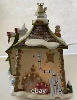 Department 56 North Pole Series Zenbolt's Handyman shopVillage 808926 NEW