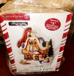 Department 56 North Pole Village Augie's Christmas Carols A Sealed
