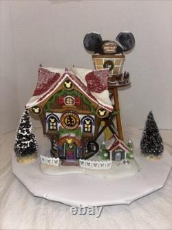Department 56 North Pole Village Disney Mickey's North Pole Holiday House