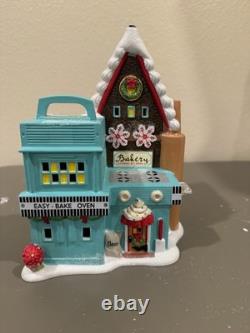 Department 56 North Pole Village Hasbro Easy Bake Factory Lit Building 4049202