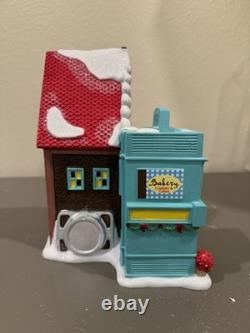 Department 56 North Pole Village Hasbro Easy Bake Factory Lit Building 4049202