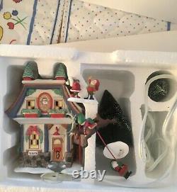 Department 56 North Pole Village Set