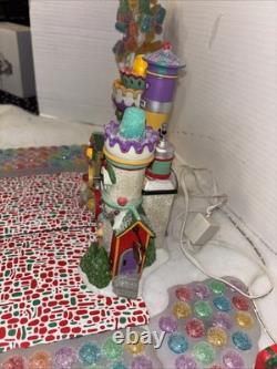 Department 56 North Pole Village Yummy Gummy Gumdrop Factory Lit Building N/box