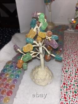 Department 56 North Pole Village Yummy Gummy Gumdrop Factory Lit Building N/box