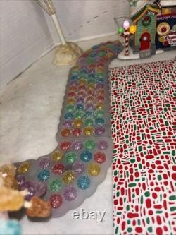 Department 56 North Pole Village Yummy Gummy Gumdrop Factory Lit Building N/box