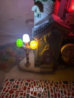 Department 56 North Pole Village Yummy Gummy Gumdrop Factory Lit Building N/box