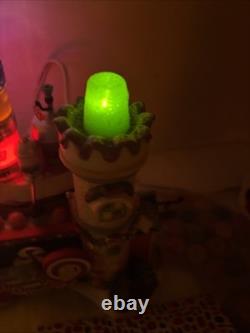 Department 56 North Pole Village Yummy Gummy Gumdrop Factory Lit Building N/box