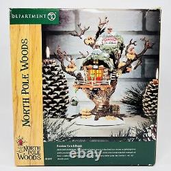 Department 56 Reindeer Care & Repair North Pole Woods Retired 56882 NEW IN BOX