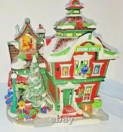 Department 56 SESAME STREET At The North Pole Christmas Village MINT IOB
