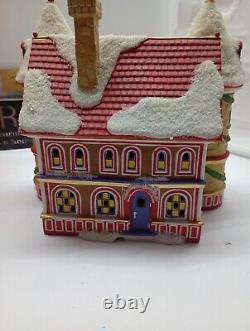 Department 56 Santa Claus Castle North Pole Village Comin' to Town RETIRED VHTF