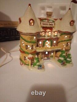 Department 56 Santa Claus Castle North Pole Village Comin' to Town RETIRED VHTF