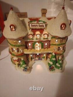 Department 56 Santa Claus Castle North Pole Village Comin' to Town RETIRED VHTF