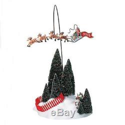 Department 56 Santa's On His Way (Musical) North Pole Village 52502