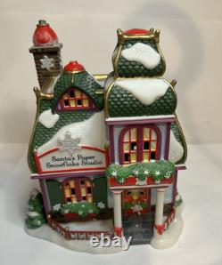 Department 56 Santa's Paper Snowflake Studio #56956 North Pole PERFECT