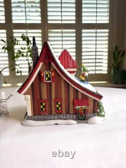 Department 56 Sugar Mountain Lodge #4059383 North Pole READ