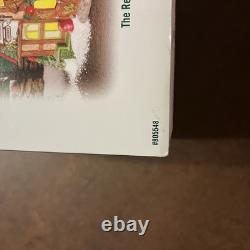 Department 56 THE REINDEER STABLES, COMET & CUPID 805548 NORTH POLE SERIES