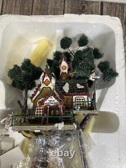 Department Dept 56 North Pole Woods Town Meeting Hall #56.56880