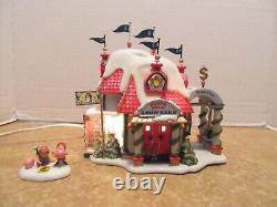 Dept. 56 2006 North Pole Snow Bank#56.56957 & Breaking The Bank Complete