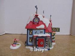 Dept. 56 2006 North Pole Snow Bank#56.56957 & Breaking The Bank Complete