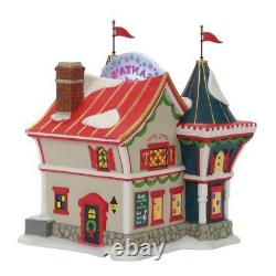 Dept 56 2017 SANTA'S NORTH POLE WORKSHOP #4056663 NRFB Village off-season santa