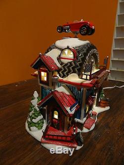 Dept 56 56784 Animated Hot Wheel Custom Car Shop North Pole Christmas Village