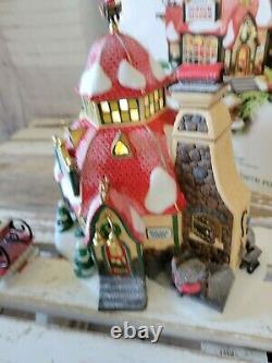 Dept 56 56950 Santa's sleigh maker North Pole Santa village Xmas tree decor