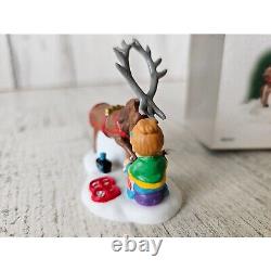 Dept 56 807237 vixen North Pole reindeer pedicure rare vintage Xmas accessory pe