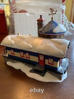 Dept 56 ART'S HOBBIES & CRAFTS North Pole Village 56897