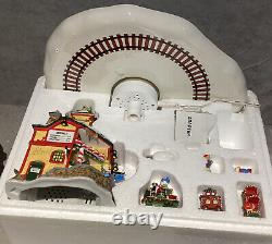 Dept 56 Animated North Pole Series North Star Commuter Train Station Retired
