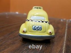 Dept 56 Checker City Cab Co. Taxi Yellow Car Christmas In The Village Lot Set