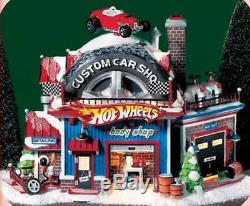 Dept 56 Christmas North Pole Village Hot Wheels Custom Car Shop Animated 56784