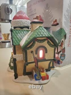 Dept 56 Christmas Santa's North Pole Office #4036540 NORTH POLE/ EUC