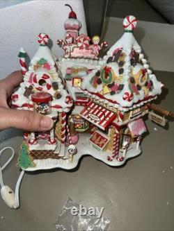 Dept 56 Christmas Sweet Shop 56791 North Pole Village 30th Anniv Numbered #15