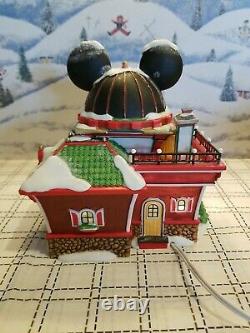 Dept 56 Christmas Village North Pole Disney Showcase Mickey Mouse Watch Factory