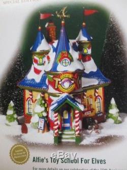 Dept. 56 Christmas Village Set of 5 North Pole Series 15 SE S A N T A