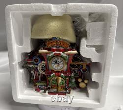 Dept 56 Disney Mickey Mouse Watch Factory North Pole Series 2006 Retired 56.951